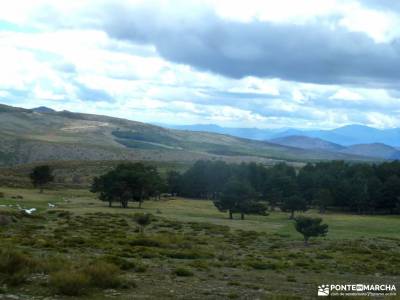 Monte Abantos-Escurialense,Cuelgamuros; viajes en fin de año ruta por patones plano de la pedriza